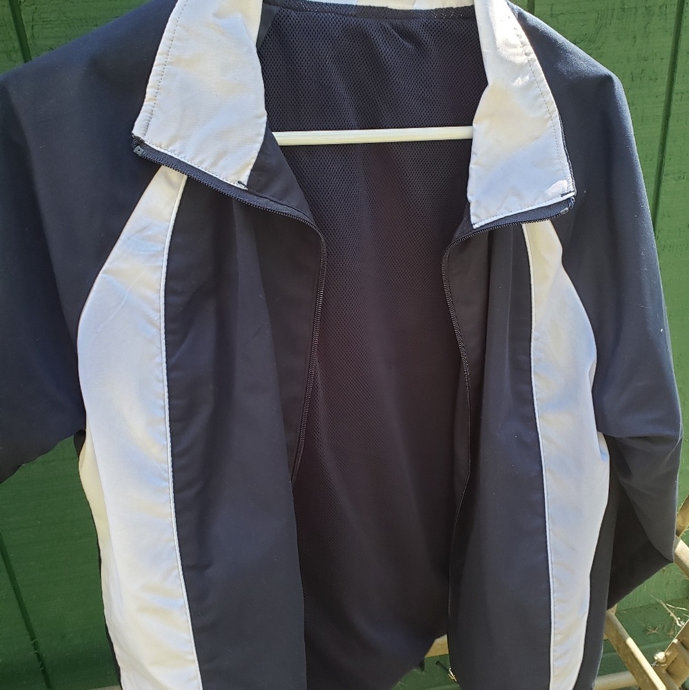Lightweight jacket